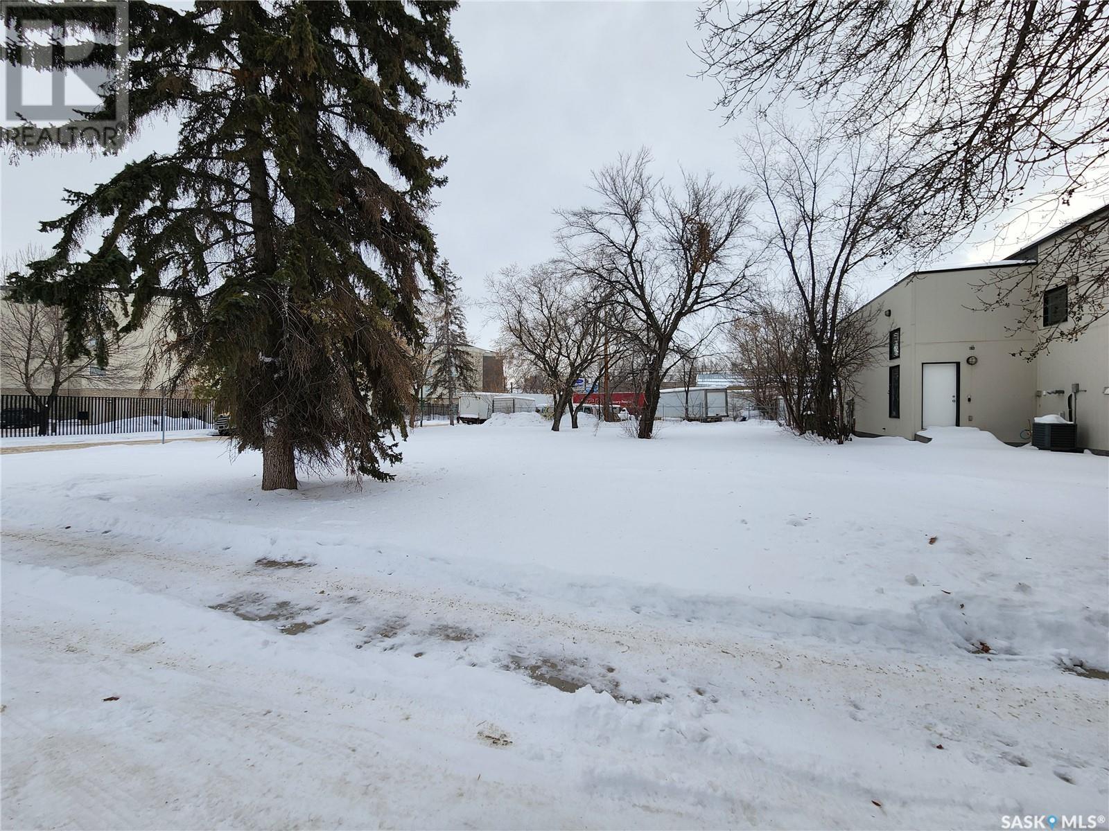 205 25th STREET W, saskatoon, Saskatchewan