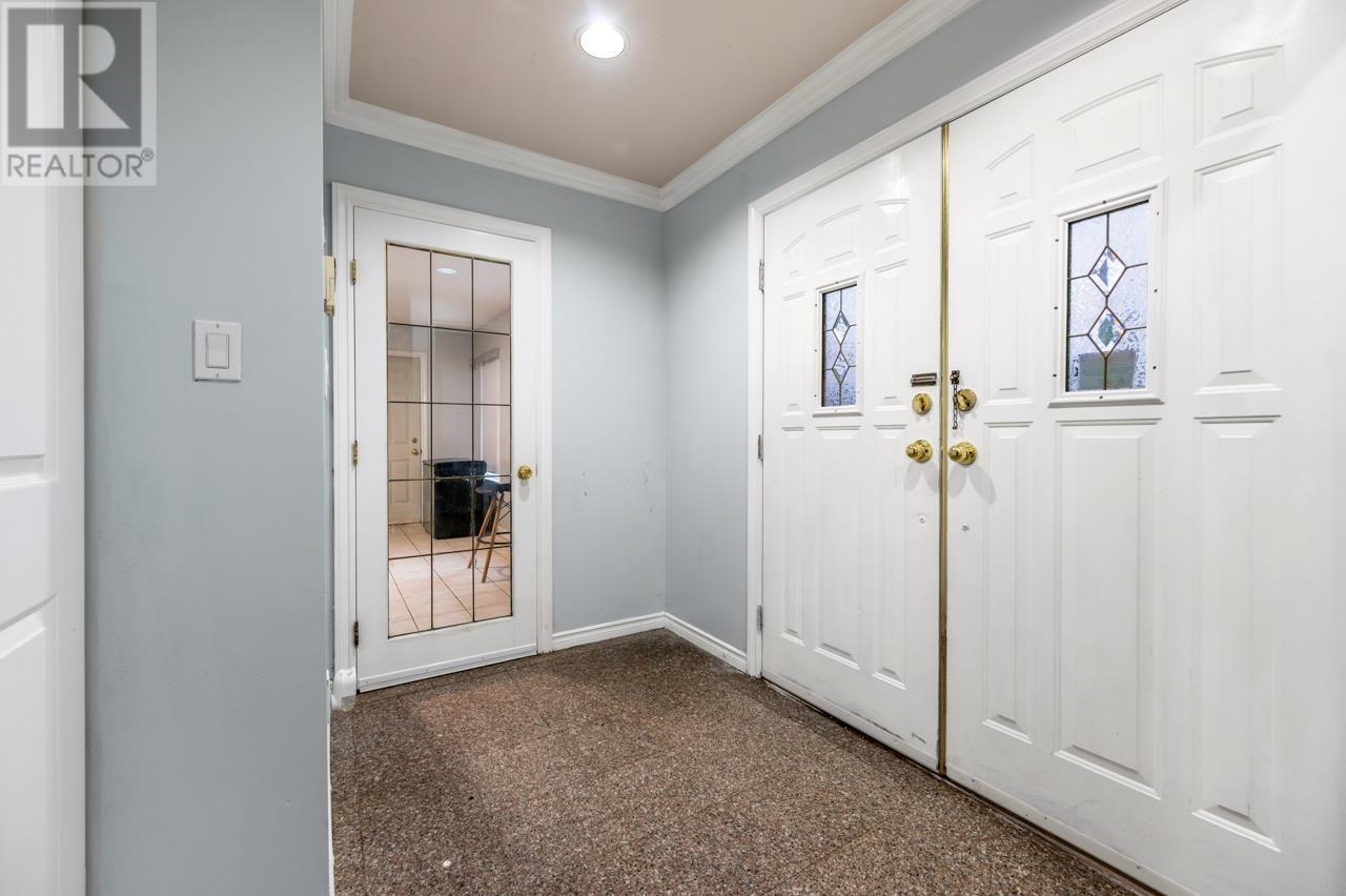 3055 Douglas Road, Burnaby, British Columbia  V5G 3N8 - Photo 4 - R2948579