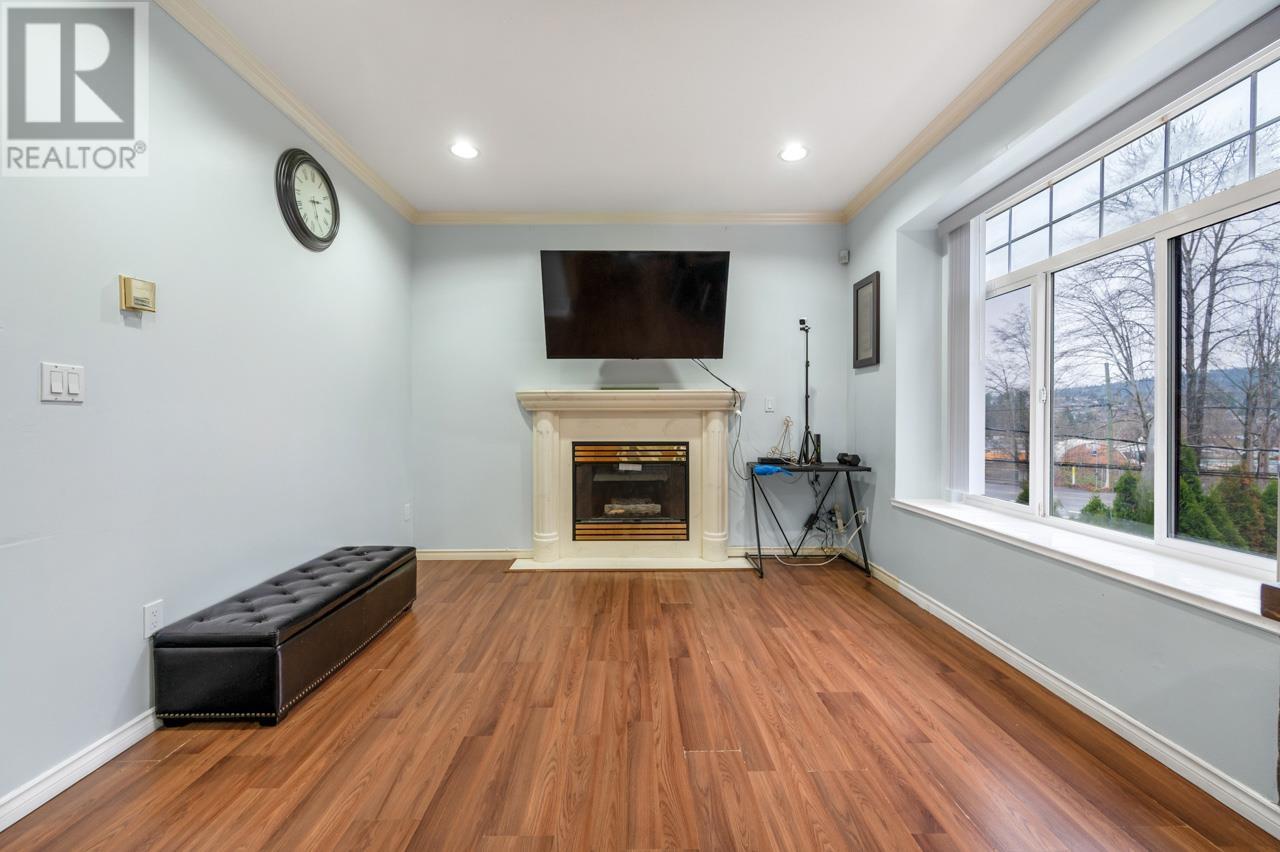3055 Douglas Road, Burnaby, British Columbia  V5G 3N8 - Photo 6 - R2948579
