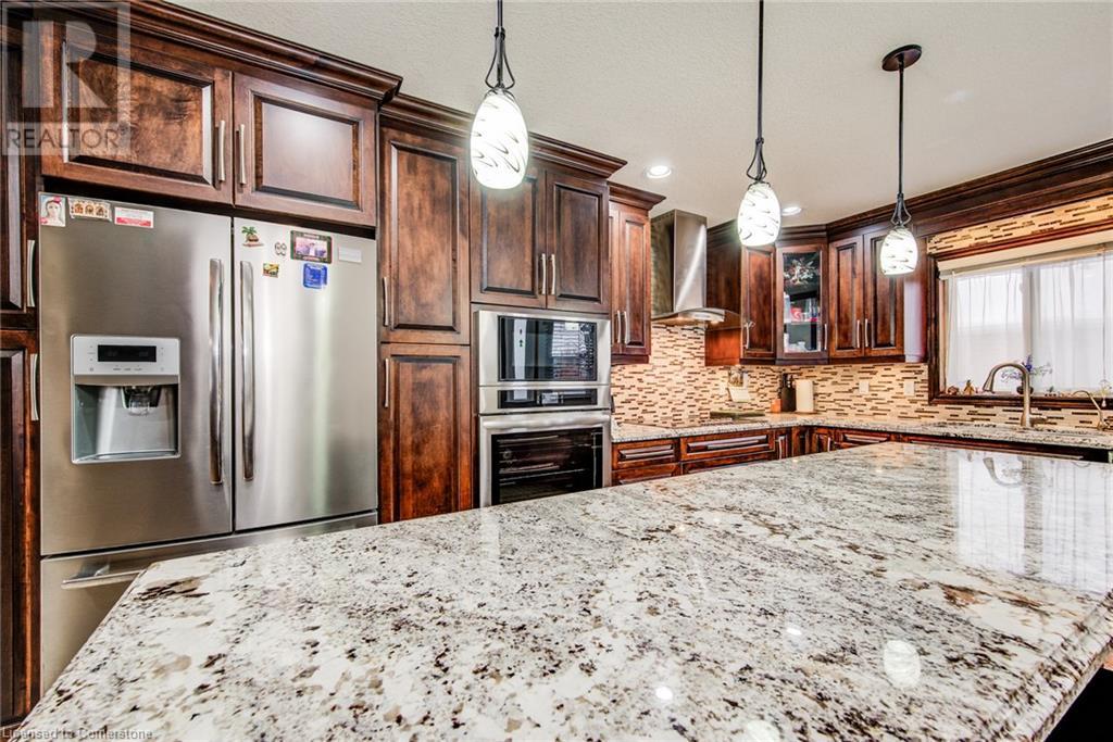 48 Wayne AvenueCambridge, Ontario  N1R 0B8 - Photo 12 - 40683725