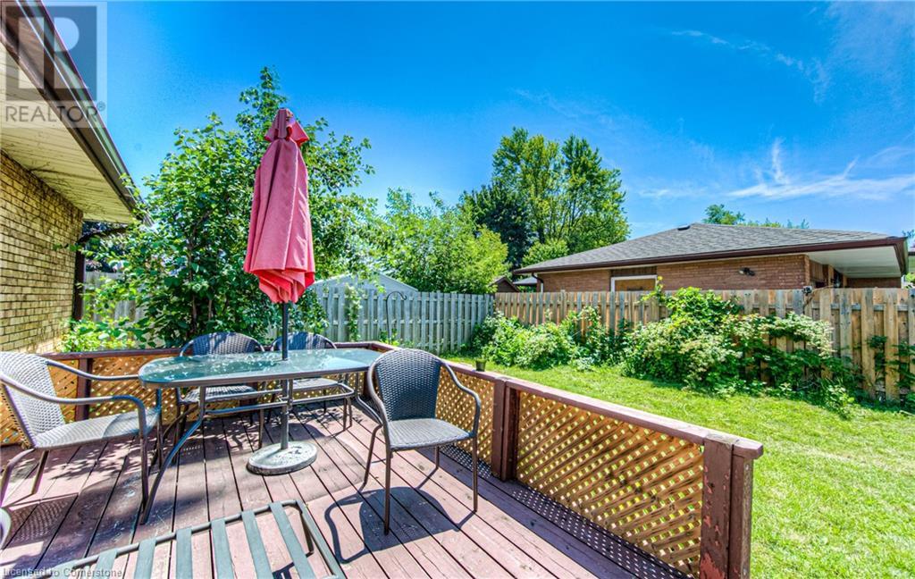 27 Weichel Street, Kitchener, Ontario  N2M 2A7 - Photo 34 - 40662989