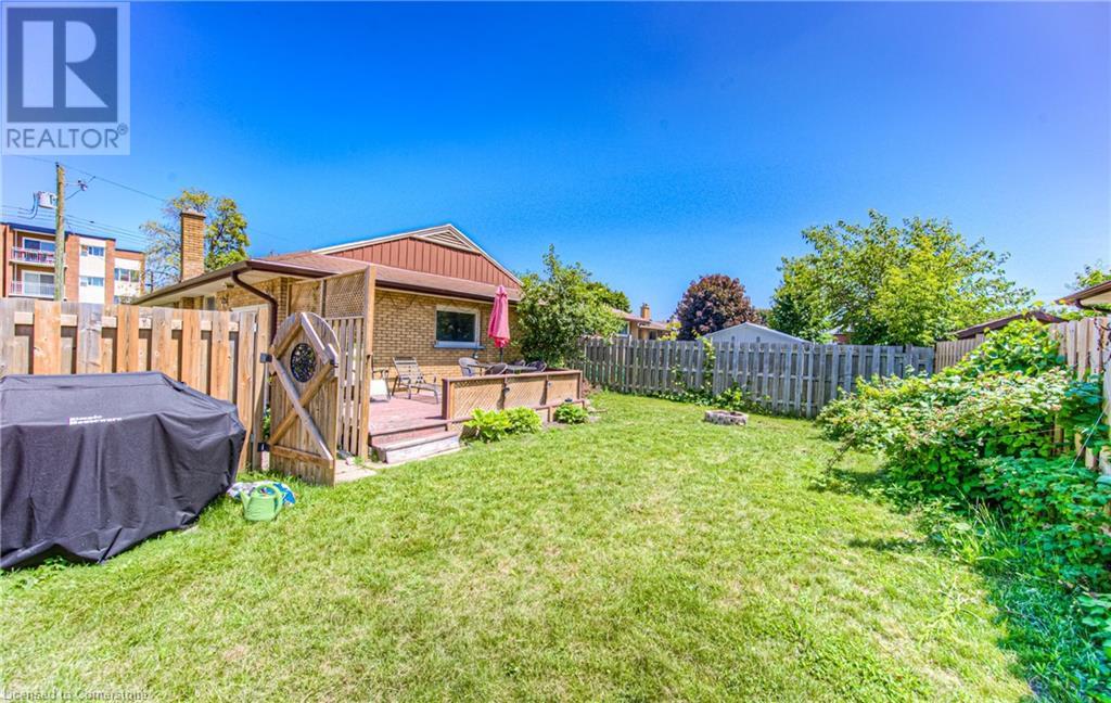 27 Weichel Street, Kitchener, Ontario  N2M 2A7 - Photo 31 - 40662989