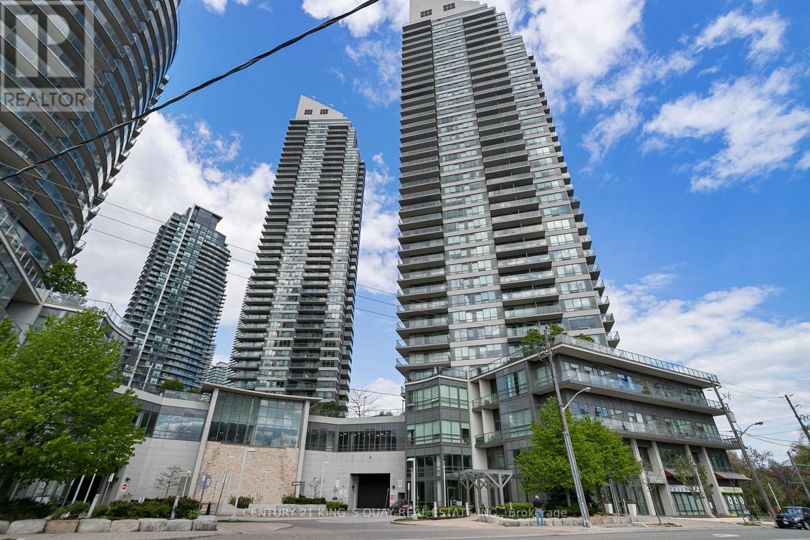 2904 - 2240 Lake Shore Boulevard W, Toronto, Ontario  M8V 0A9 - Photo 2 - W11884498