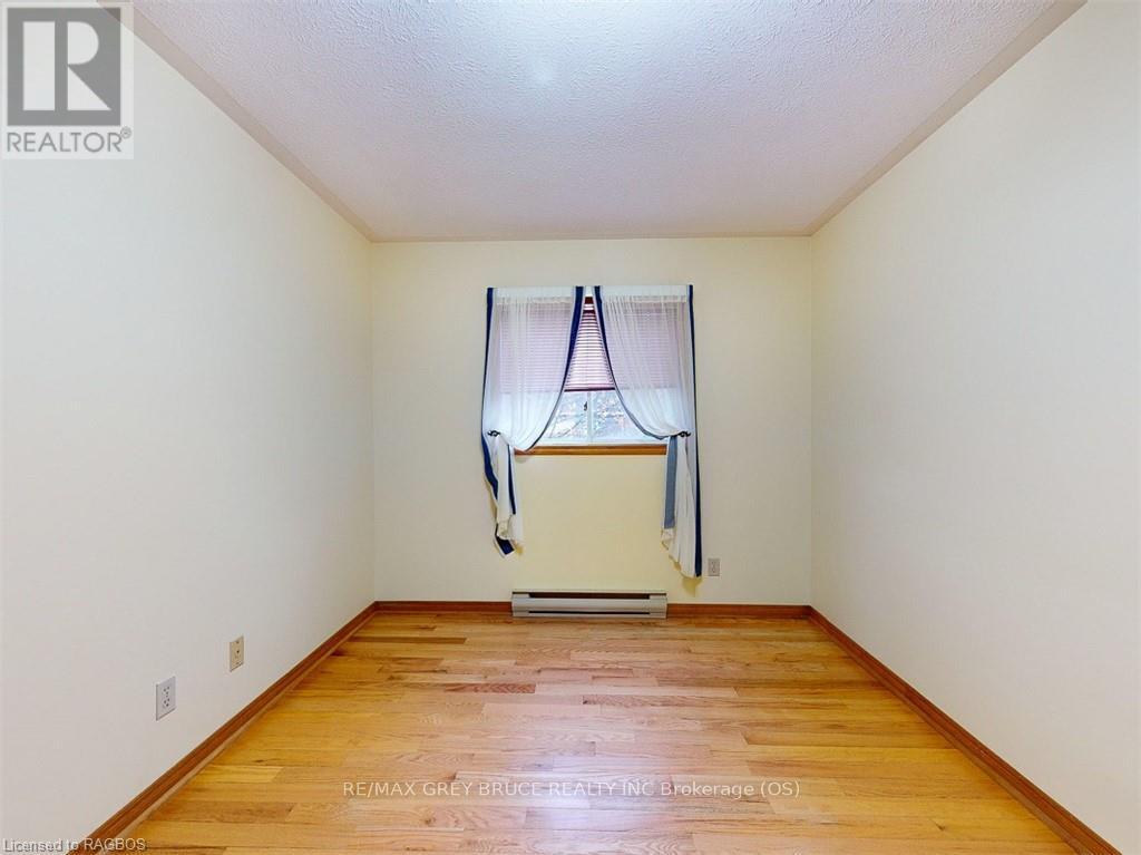 775 21st A E, Owen Sound, Ontario  N4K 6T2 - Photo 23 - X11880057