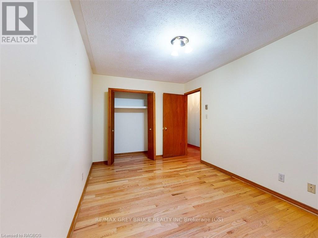 775 21st A E, Owen Sound, Ontario  N4K 6T2 - Photo 25 - X11880057