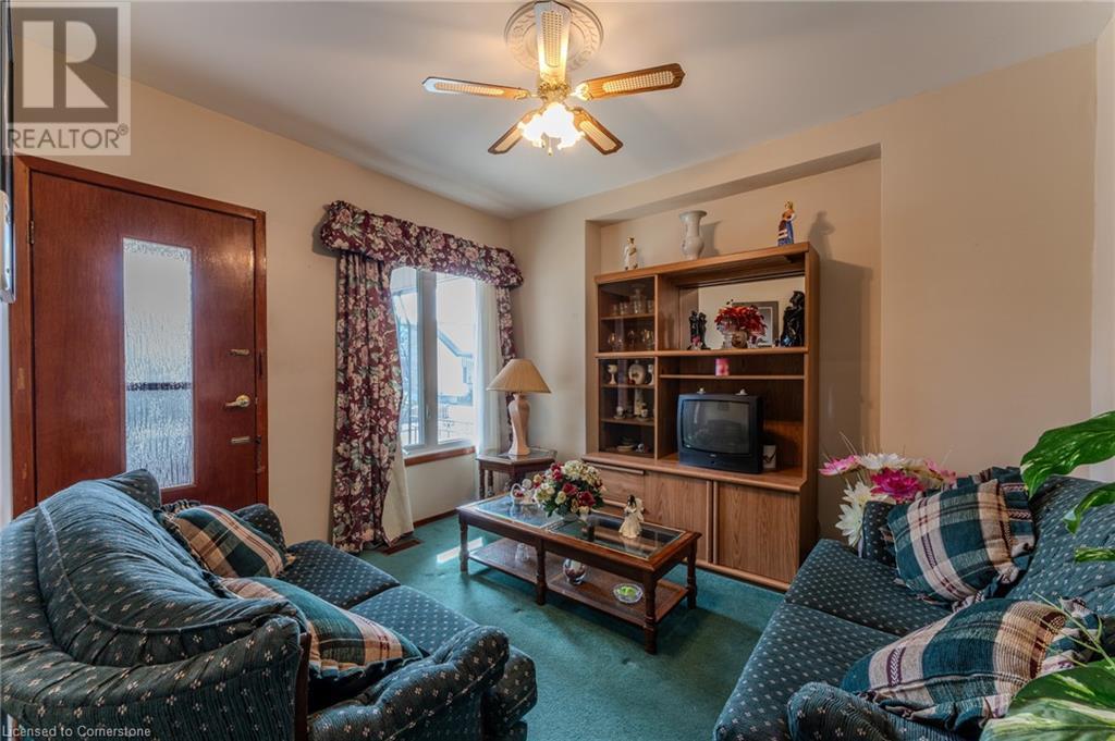 33 Clyde Street, Hamilton, Ontario  L8L 5R5 - Photo 2 - 40682990