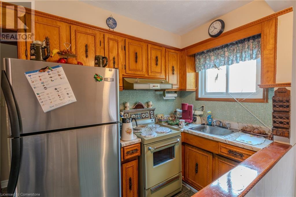 33 Clyde Street, Hamilton, Ontario  L8L 5R5 - Photo 7 - 40682990