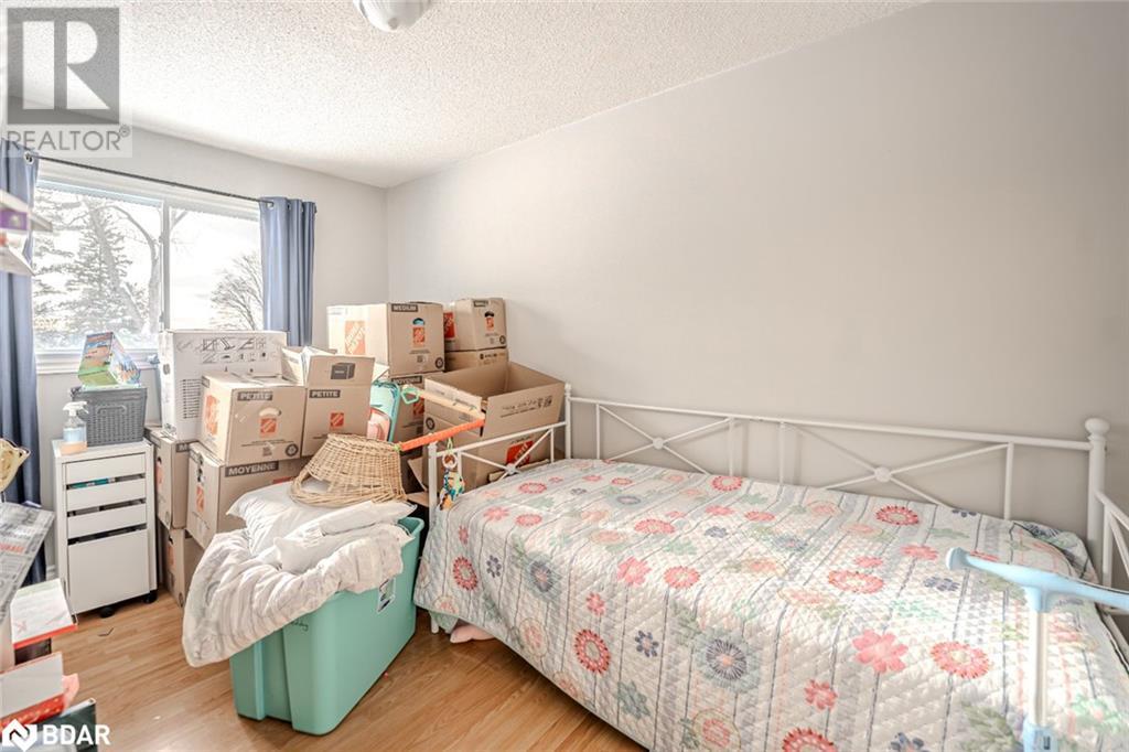 53 Ward Avenue, Oro-Medonte, Ontario  L3V 6H2 - Photo 10 - 40683618