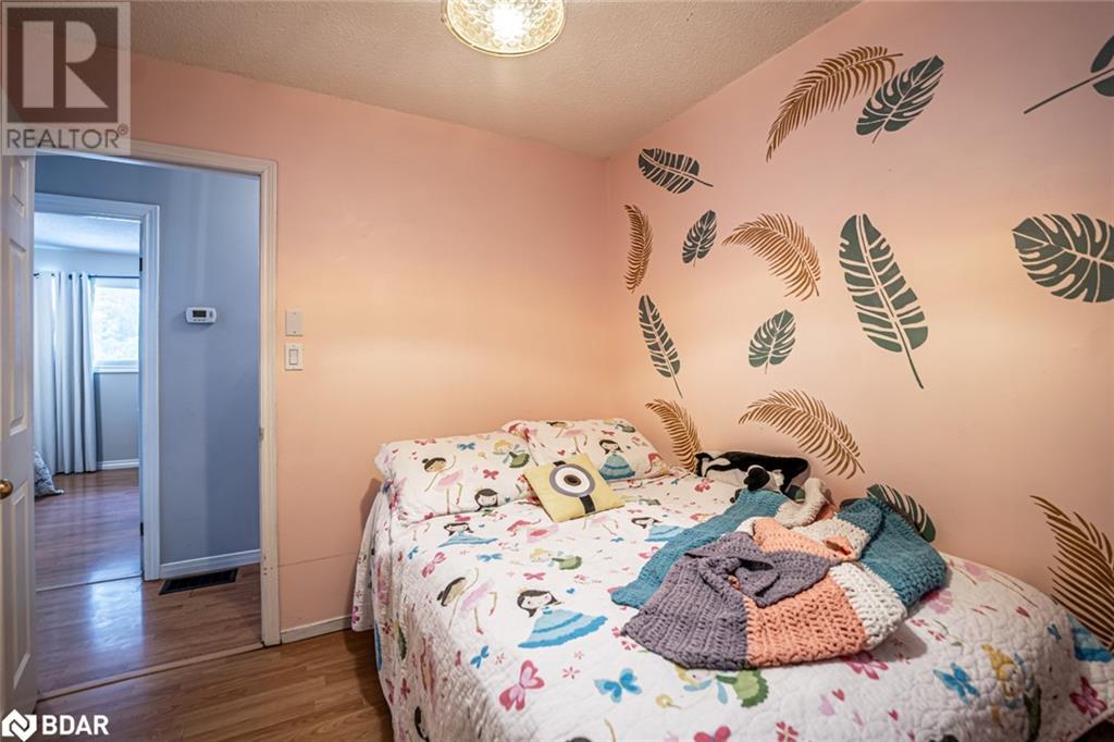 53 Ward Avenue, Oro-Medonte, Ontario  L3V 6H2 - Photo 9 - 40683618