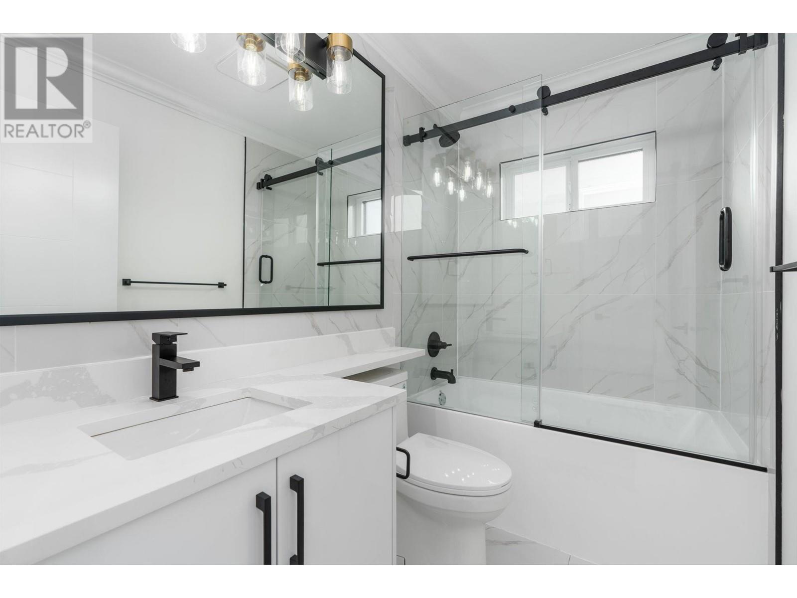 5675 Laurel Street, Burnaby, British Columbia  V5G 1N4 - Photo 20 - R2948686