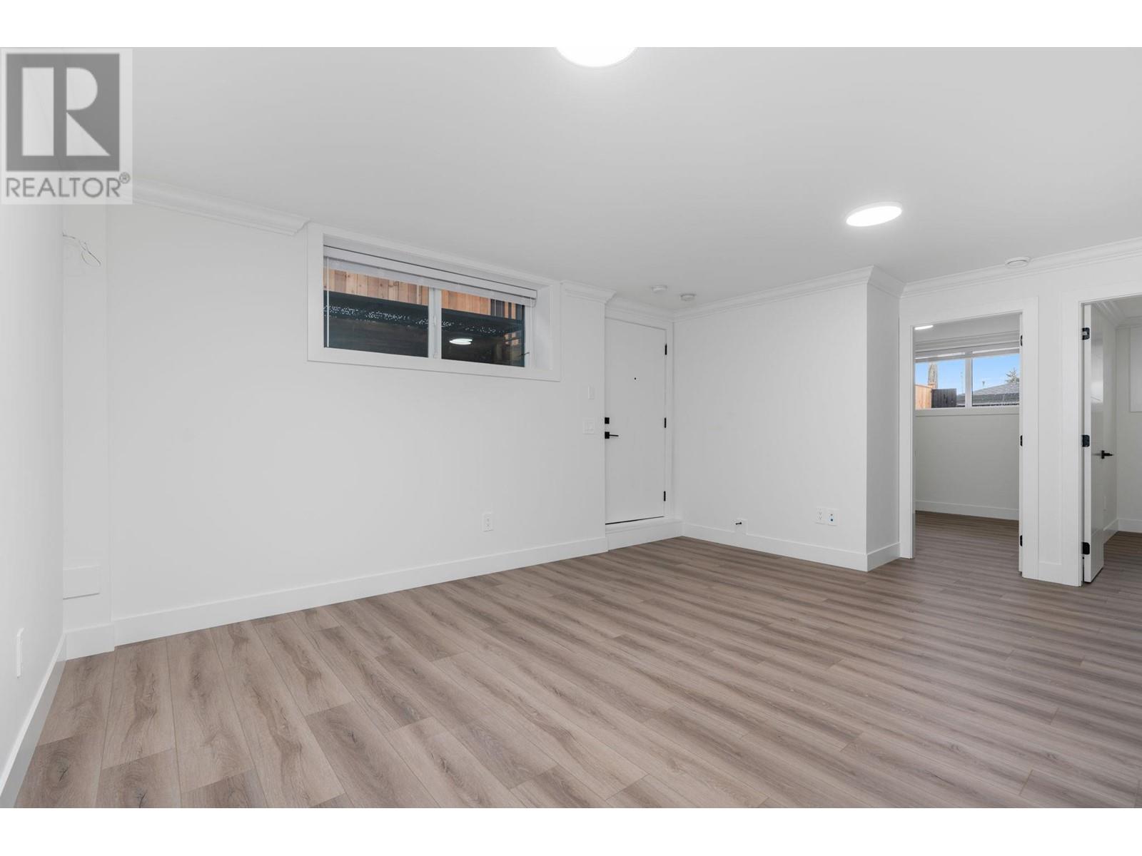 5675 Laurel Street, Burnaby, British Columbia  V5G 1N4 - Photo 35 - R2948686