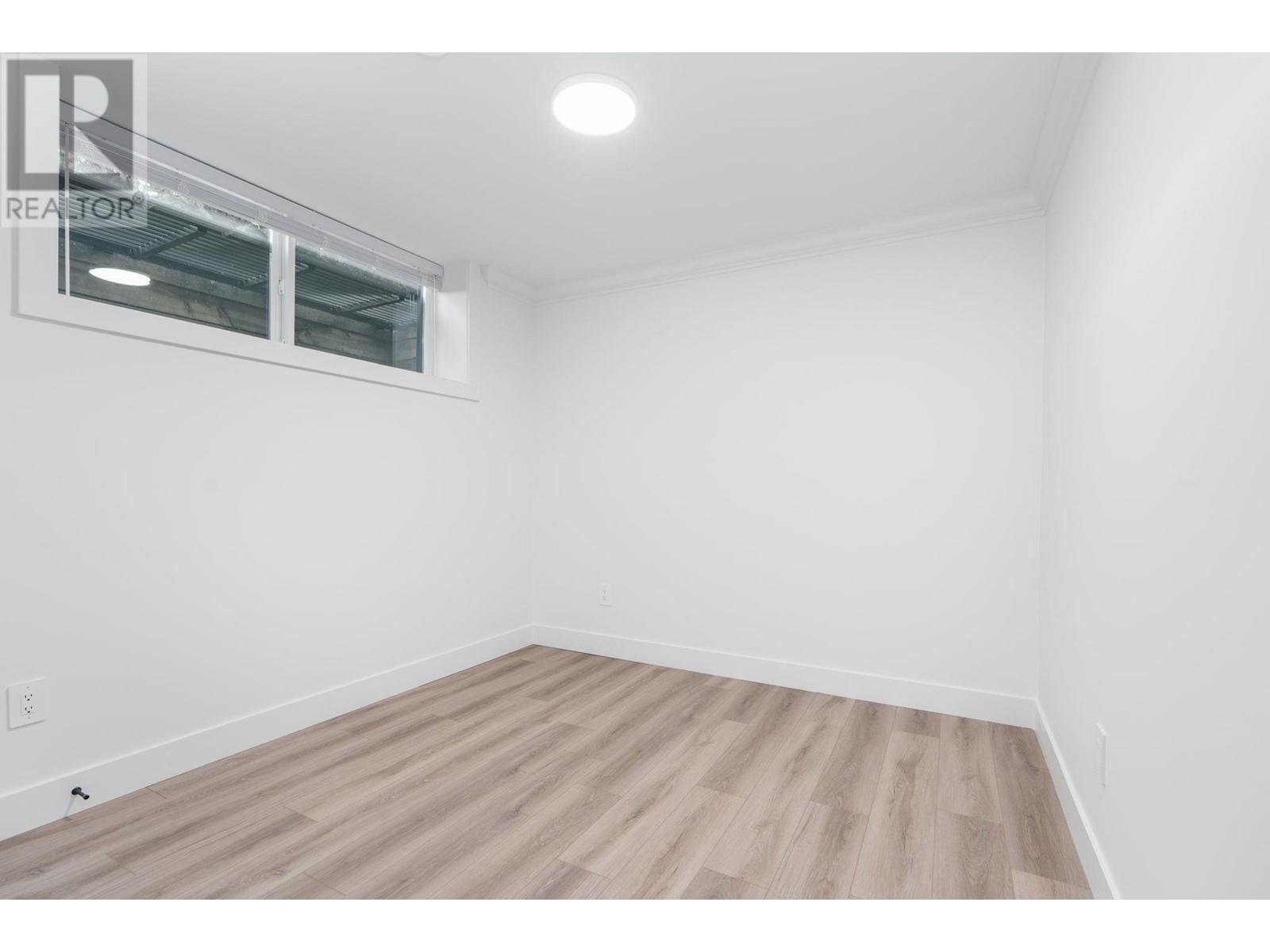 5675 Laurel Street, Burnaby, British Columbia  V5G 1N4 - Photo 30 - R2948686