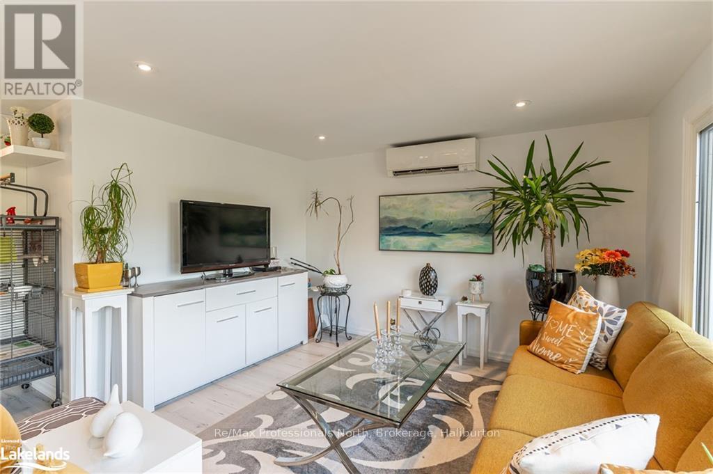 1086 Providence Drive E, Algonquin Highlands, Ontario  K0M 1S0 - Photo 17 - X10439668