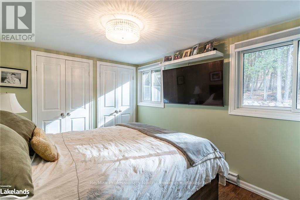 1086 Providence Drive E, Algonquin Highlands, Ontario  K0M 1S0 - Photo 21 - X10439668