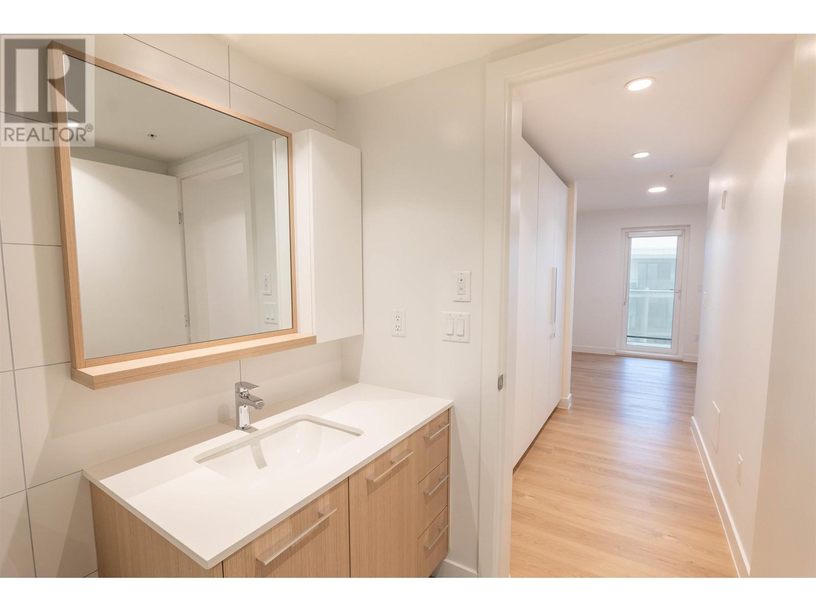 308 9888 University Crescent, Burnaby, British Columbia V5A 0G4 - Photo 21 - R2936025