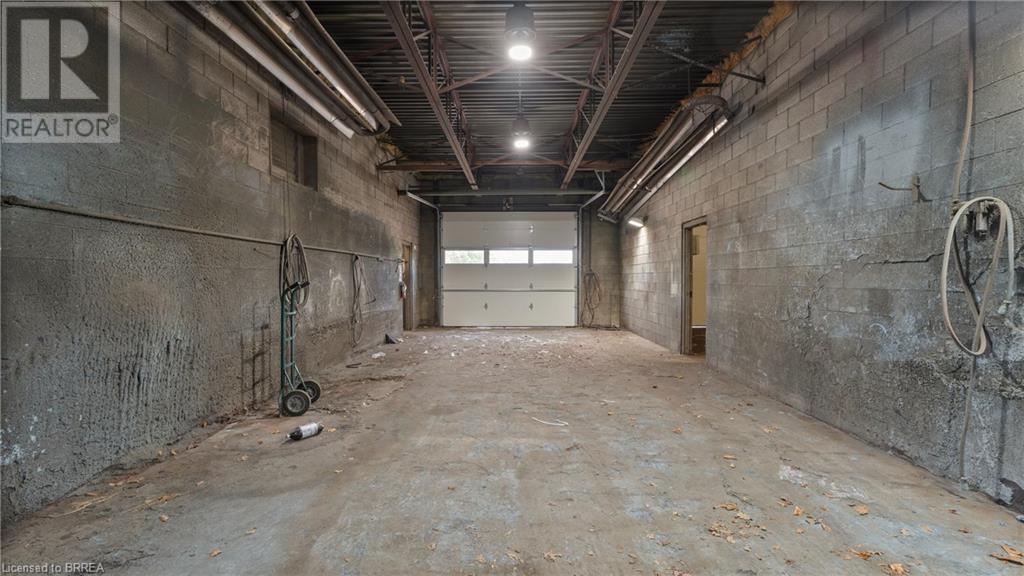 247 Colborne Street W, Brantford, Ontario  N3T 1M1 - Photo 19 - 40683789