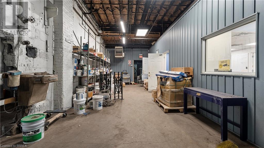 247 Colborne Street W, Brantford, Ontario  N3T 1M1 - Photo 29 - 40683789