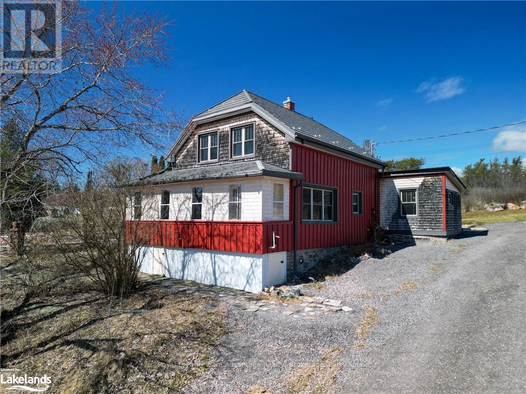 945 Riverside Drive, Parry Sound Remote Area, Ontario  P0G 1A0 - Photo 2 - X10895754