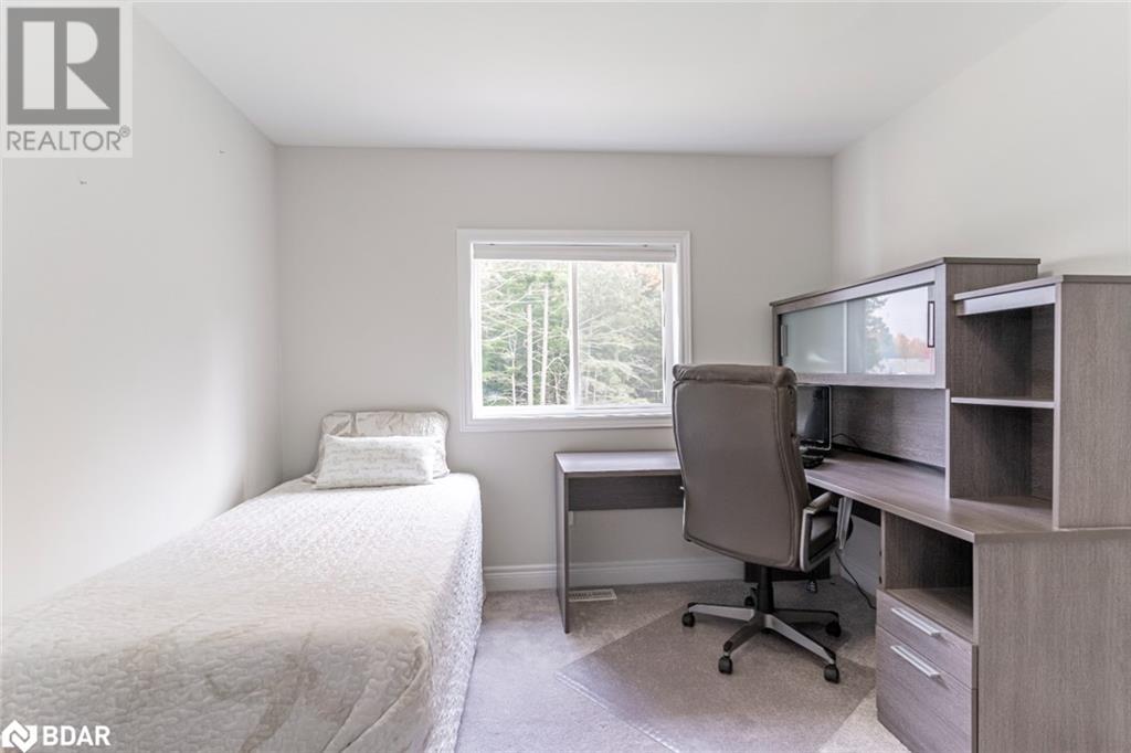 61 Quinn Forest Drive, Bracebridge, Ontario  P1L 0C8 - Photo 14 - 40683931