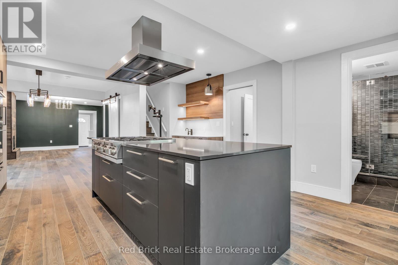 15 Clearview Street, Guelph, Ontario  N1E 6C4 - Photo 9 - X11884792