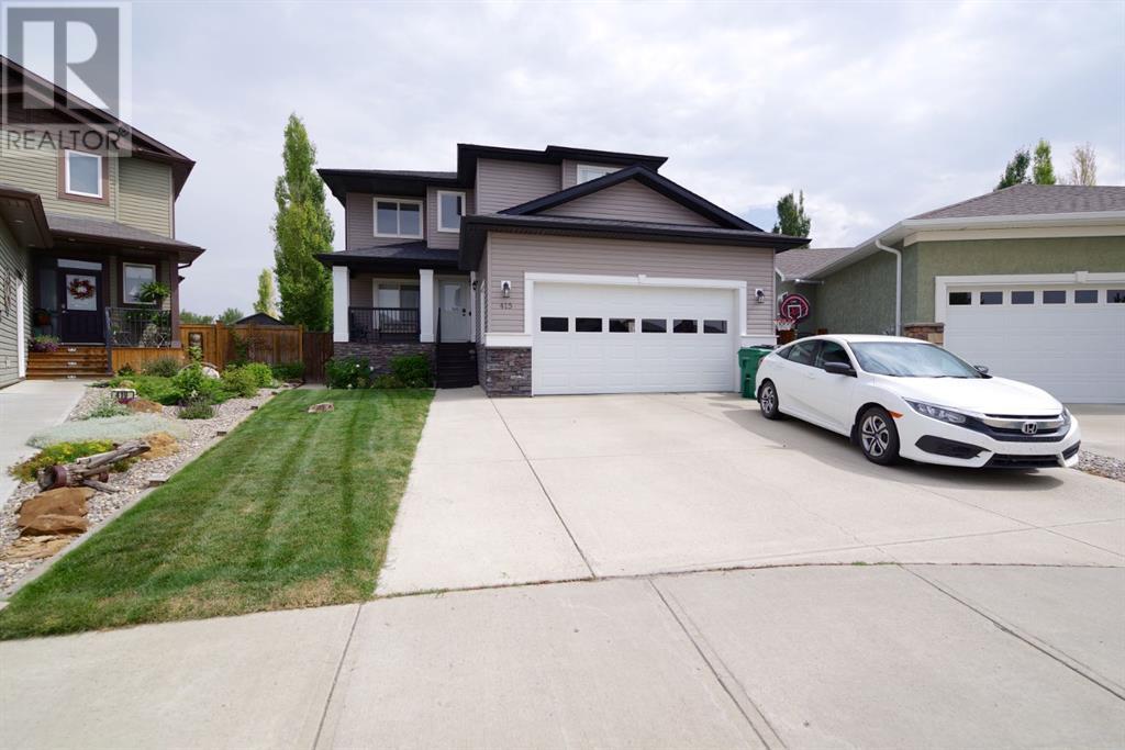 415 Haru Moriyama Place N, Lethbridge, Alberta  T1H 5P1 - Photo 3 - A2182581