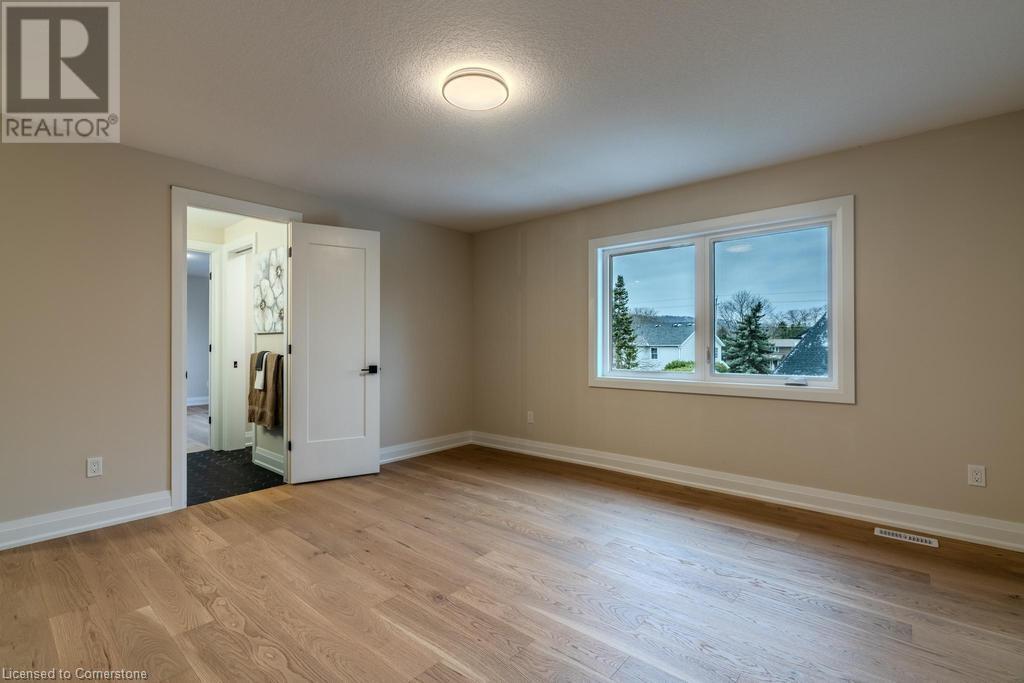 7 Bartlett Avenue, Grimsby, Ontario  L3M 5N7 - Photo 24 - 40683928