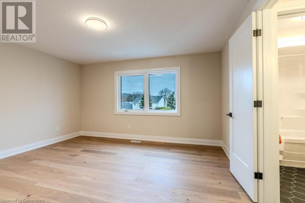 7 Bartlett Avenue, Grimsby, Ontario  L3M 5N7 - Photo 29 - 40683928