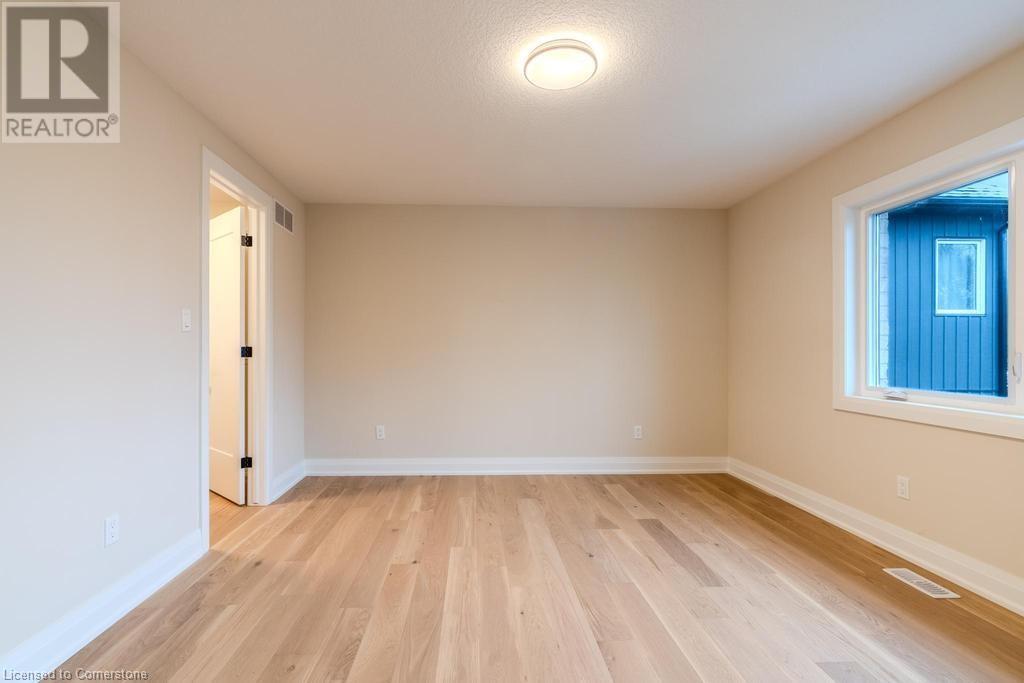 7 Bartlett Avenue, Grimsby, Ontario  L3M 5N7 - Photo 28 - 40683928