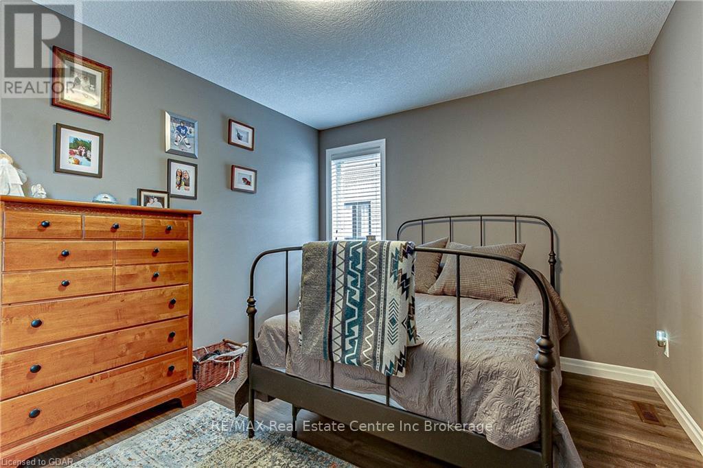 587 Hawthorne Place, Woodstock, Ontario  N4T 0B8 - Photo 17 - X10875886
