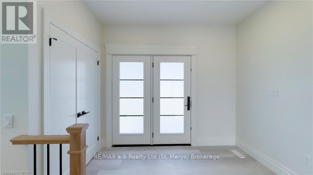 21 Orchard Drive, Stratford, Ontario  N5A 0J7 - Photo 4 - X10780506