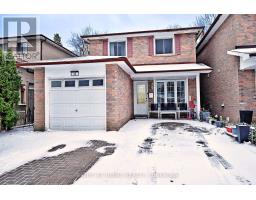 32 BARRINGTON CRESCENT, Brampton, Ontario