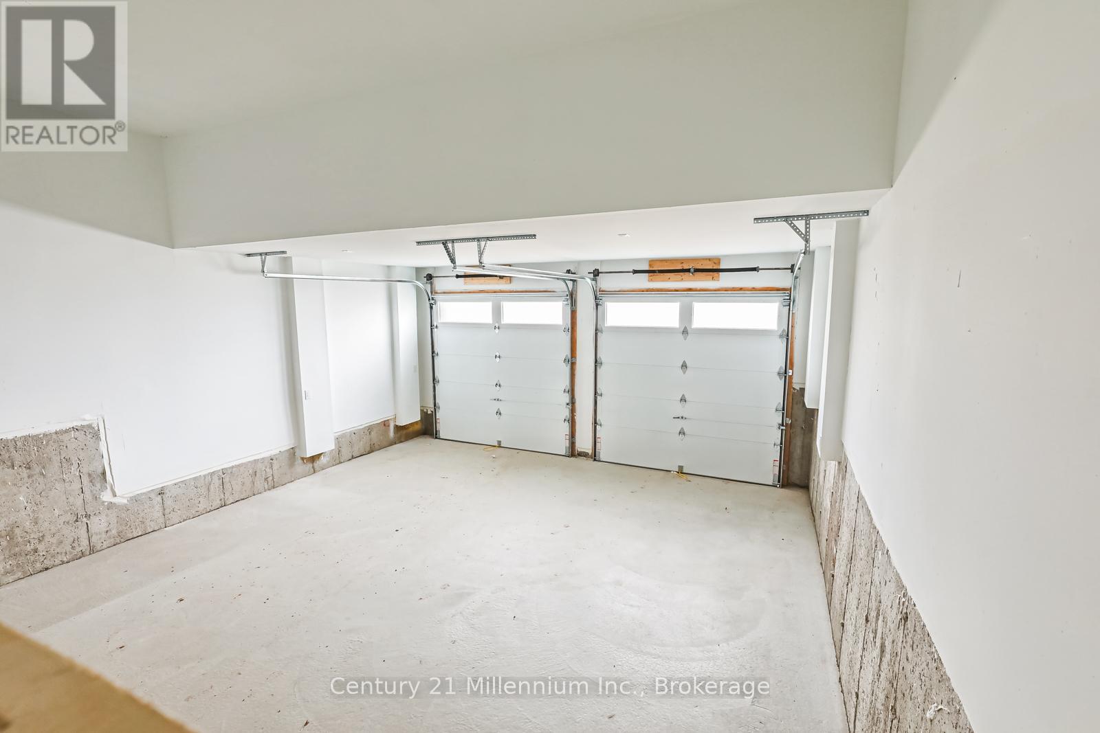 104 Dorothy Drive, Blue Mountains, Ontario  N0H 1J0 - Photo 4 - X11884880