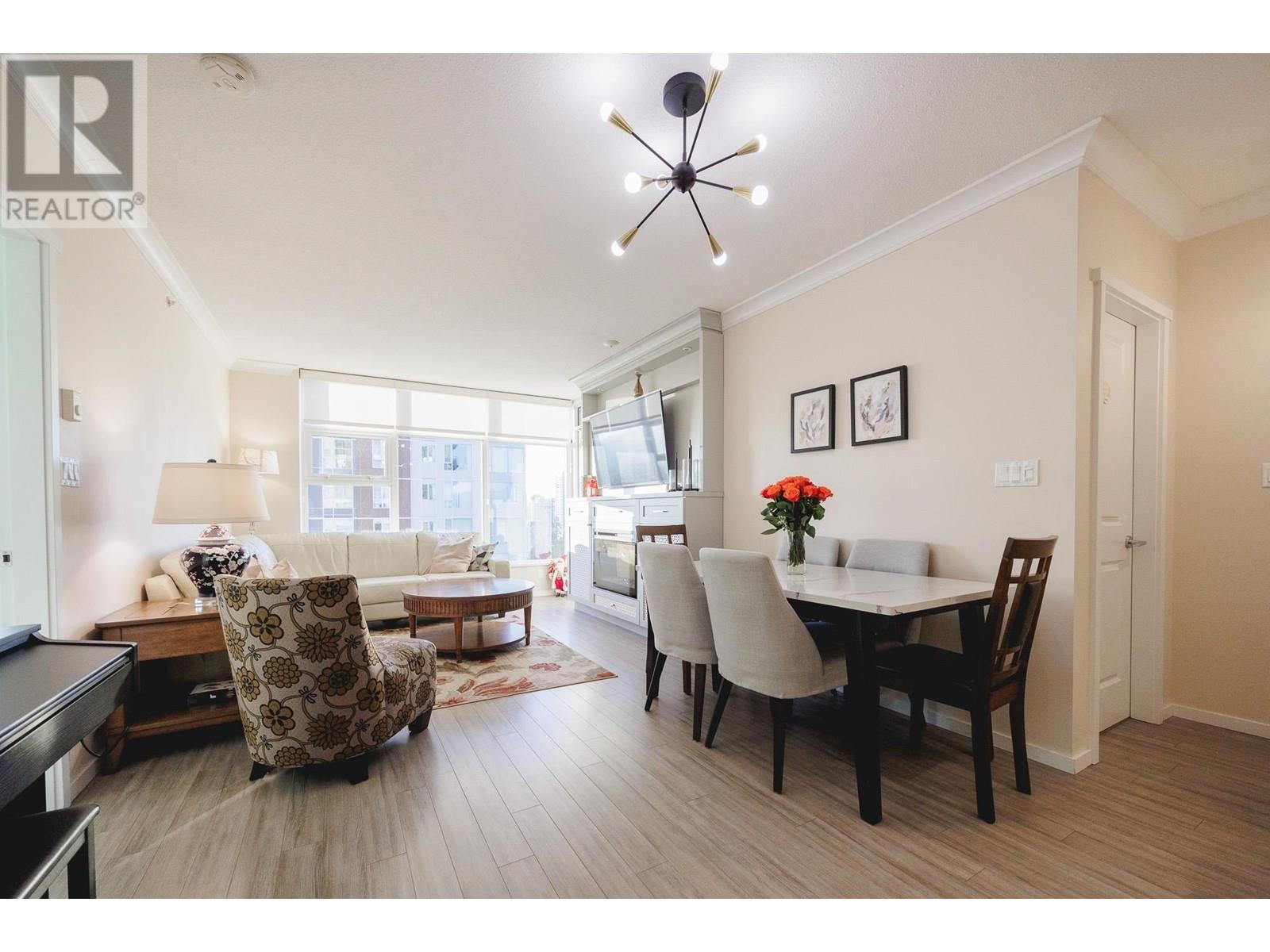 2205 3102 Windsor Gate, Coquitlam, British Columbia  V3B 0J3 - Photo 8 - R2949251