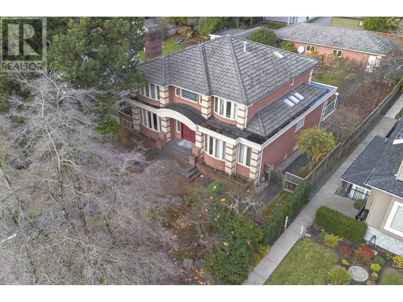 Listing Picture 6 of 13 : 2123 W 57TH AVENUE, Vancouver / 溫哥華 - 魯藝地產 Yvonne Lu Group - MLS Medallion Club Member