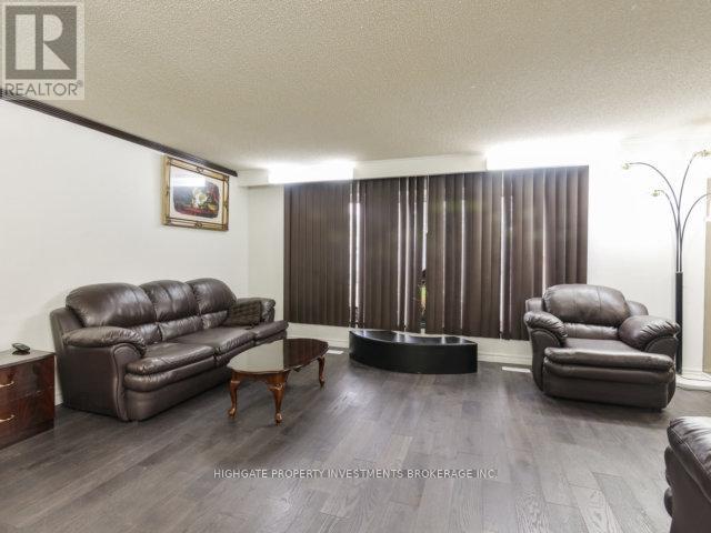 Main - 12 Manfred Avenue, Toronto, Ontario  M9V 2L2 - Photo 7 - W11884931