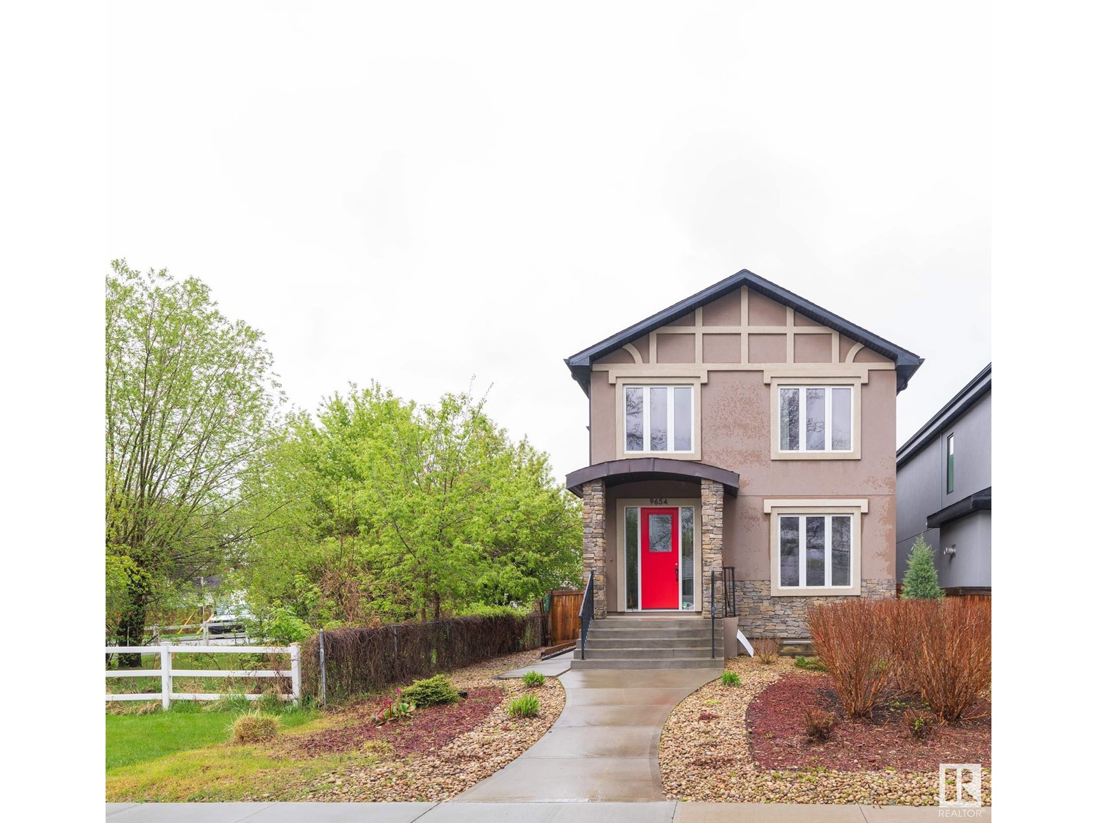 Property at 9654 83 AV NW image 1