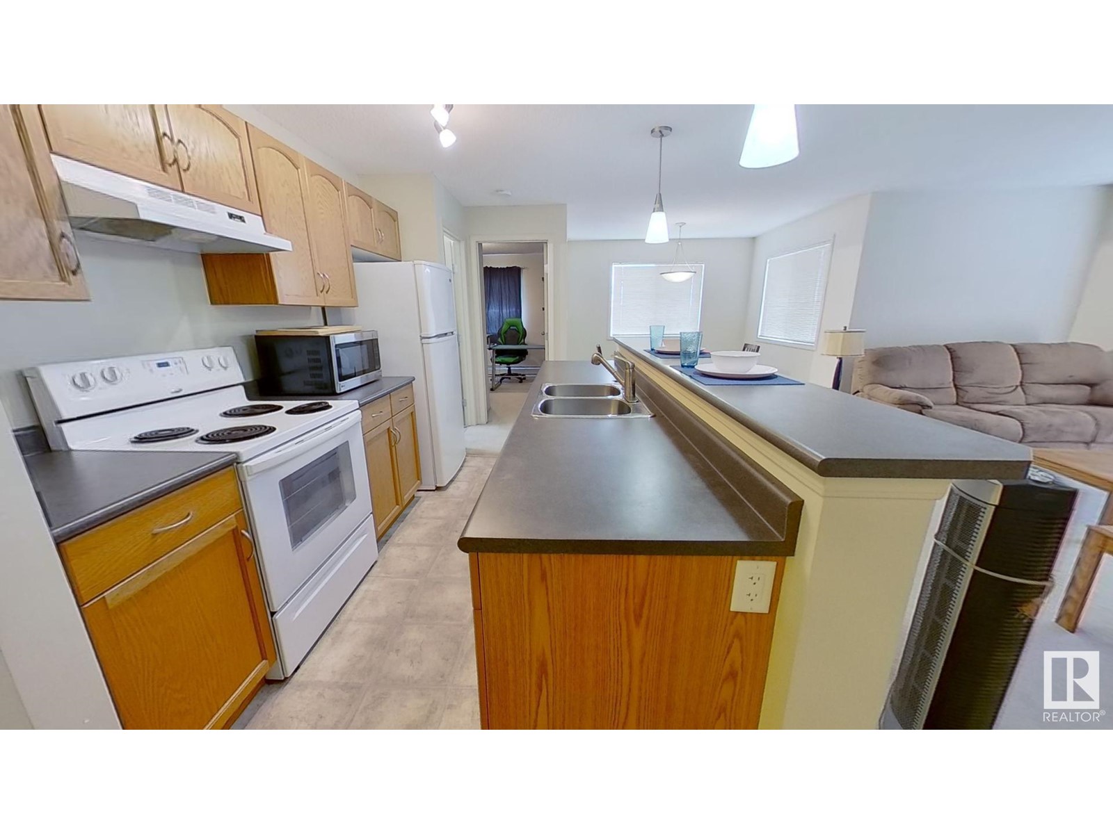 Property at #416 1188 HYNDMAN RD NW image 5
