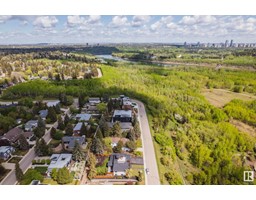 8404/8406 134 ST NW, edmonton, Alberta