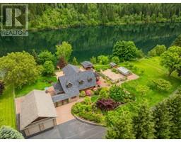 906 JAMES Road, shoreacres, British Columbia