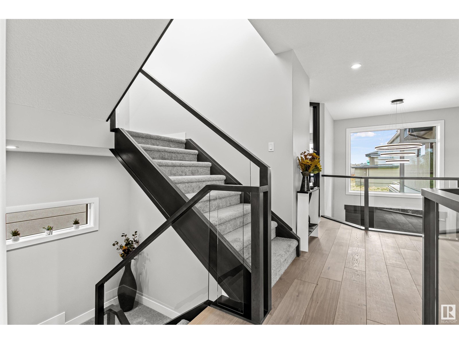 Property at 4810 KNIGHT CR SW image 3