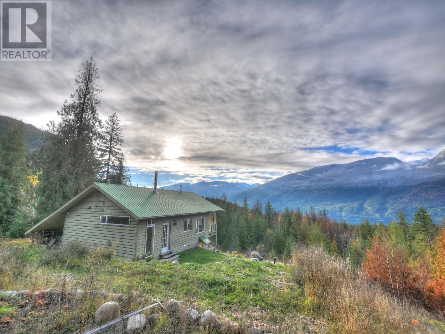 9155 Highway 6, Silverton, British Columbia