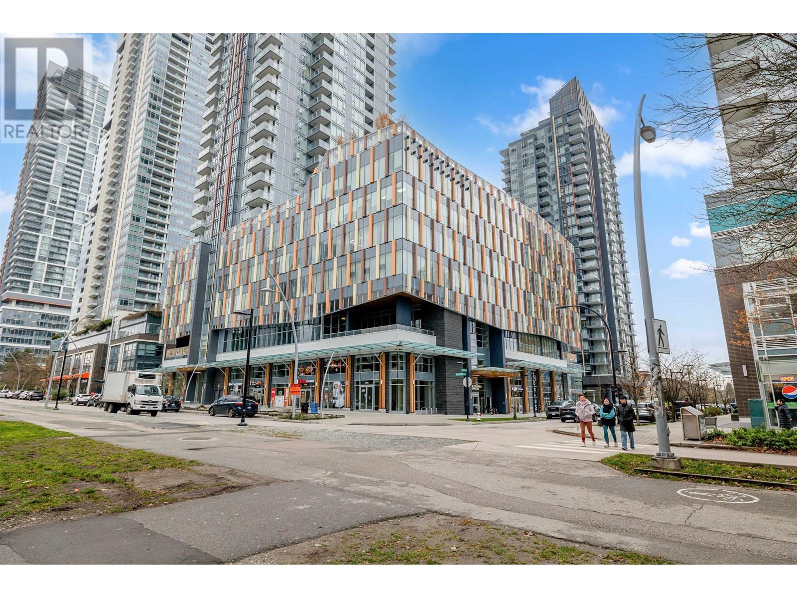 413 6378 Silver Avenue, Burnaby, British Columbia  V5H 0J2 - Photo 2 - C8064961