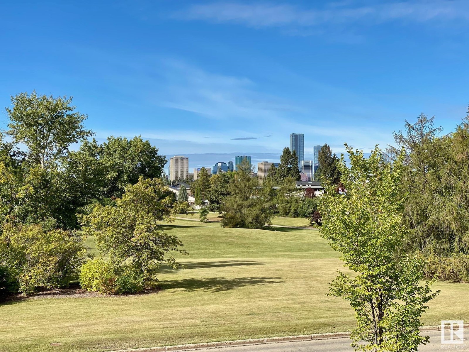 9633 85 St Nw, Edmonton, Alberta  T6C 3E3 - Photo 2 - E4412478