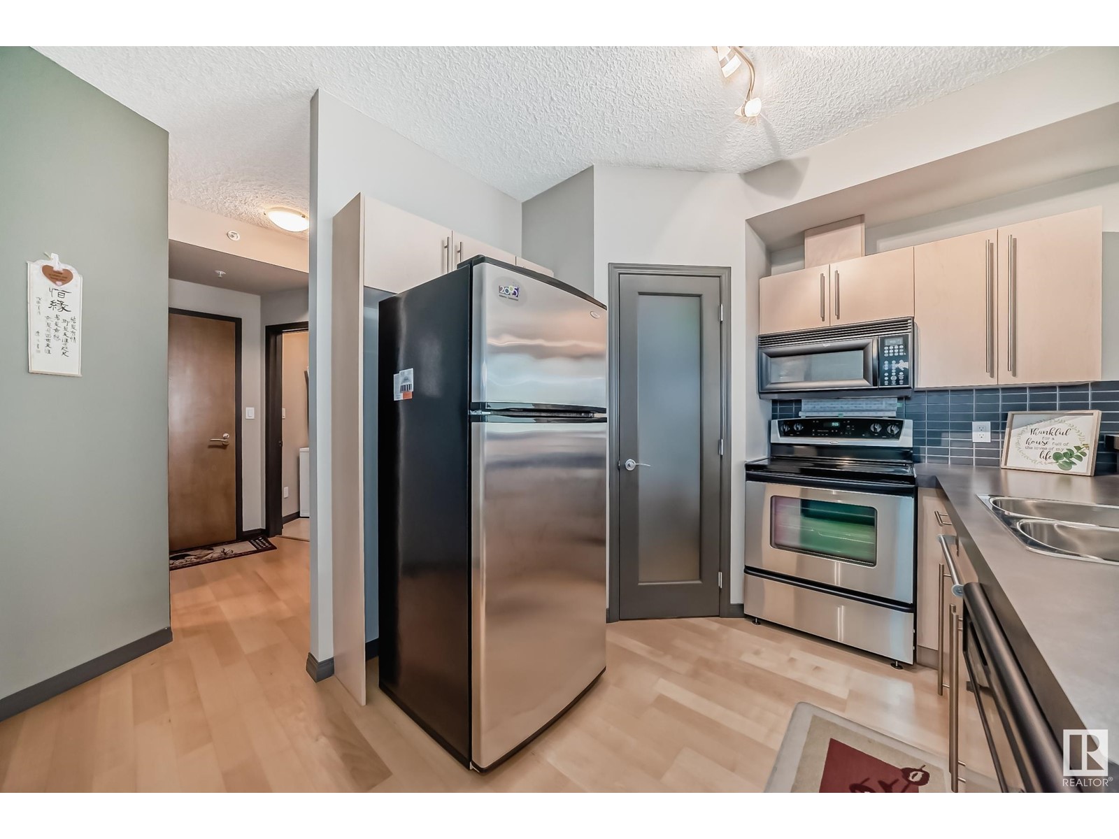 #803 10504 99 Av Nw, Edmonton, Alberta  T5K 1B2 - Photo 8 - E4415390