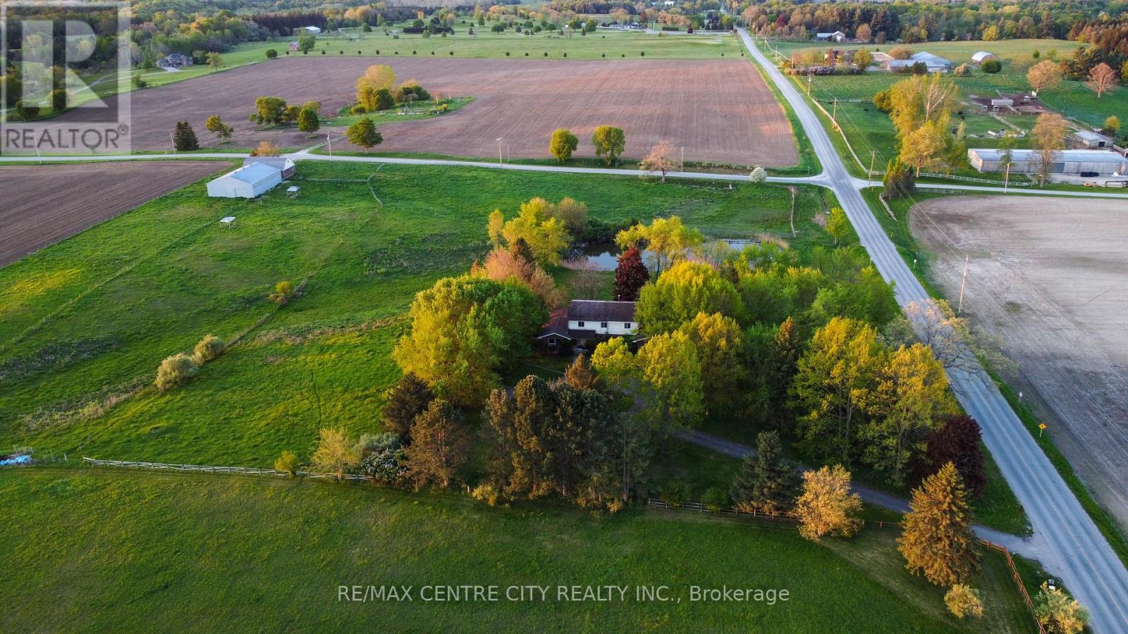 2426 Brigham Road, Middlesex Centre, Ontario N6P 1P2 - Photo 6 - X11885078