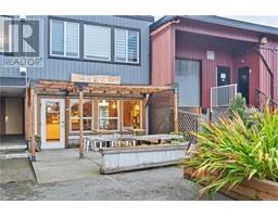 10 250 Main St, ucluelet, British Columbia