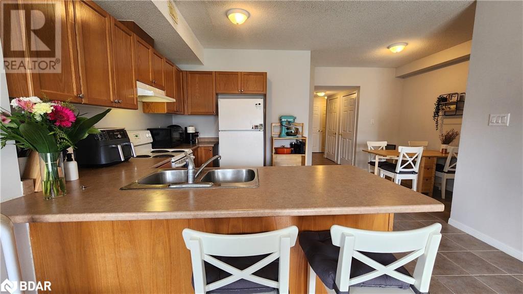 344 Edgehill Drive, Barrie, Ontario  L4N 9X4 - Photo 5 - 40683975