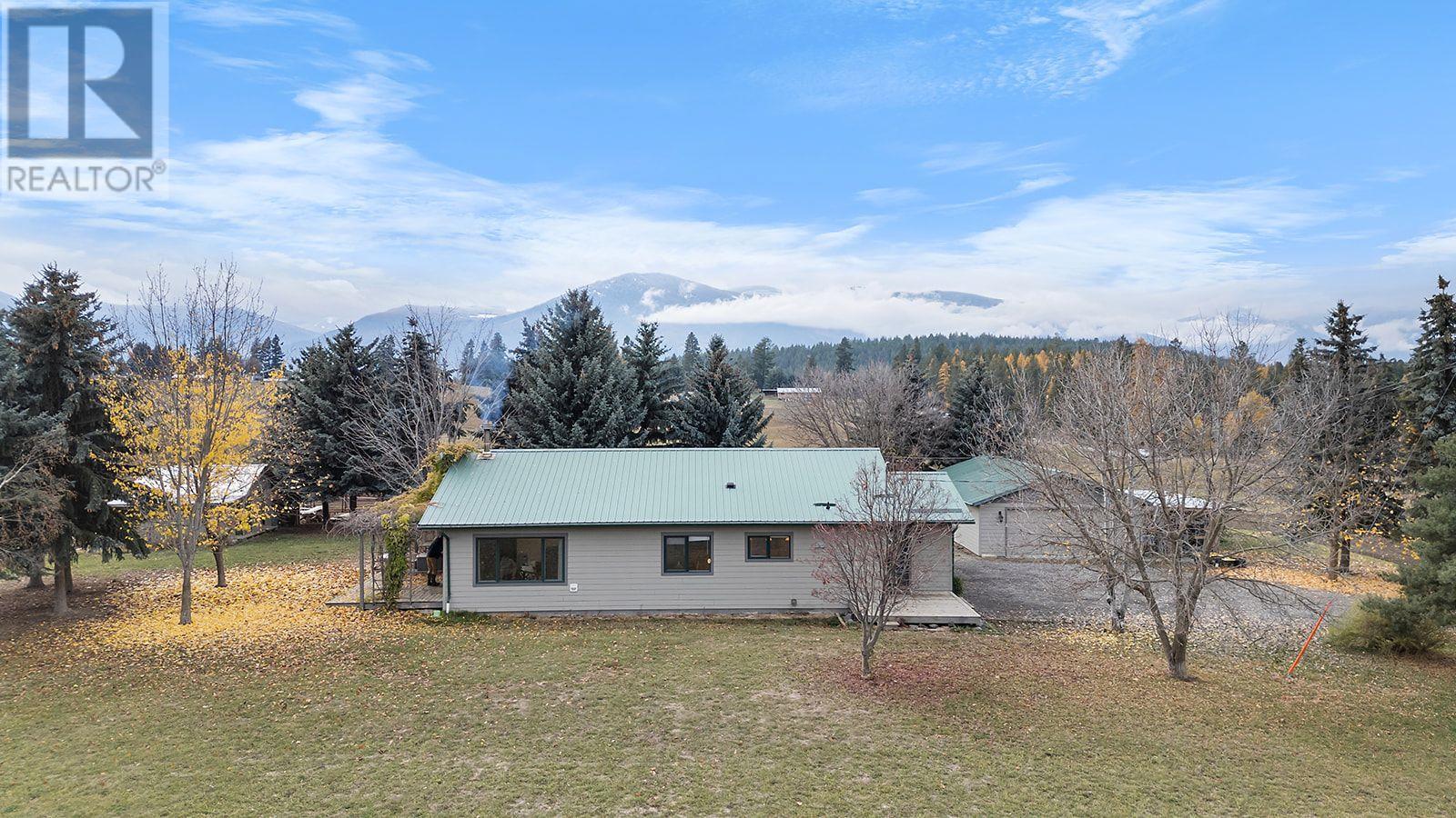 2315 16th Street, Lister, British Columbia  V0B 1G2 - Photo 1 - 10329751