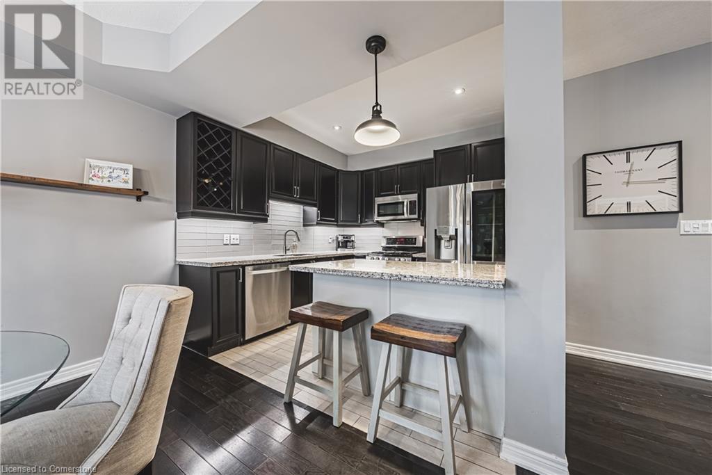 48 Madonna DriveHamilton, Ontario  L9B 0G9 - Photo 11 - 40683972
