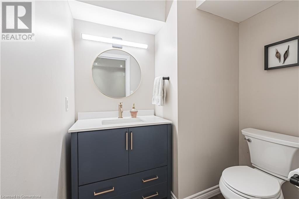48 Madonna DriveHamilton, Ontario  L9B 0G9 - Photo 29 - 40683972